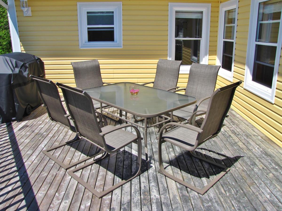 Larinda'S Landing Oceanfront Cottages Halifax Zewnętrze zdjęcie