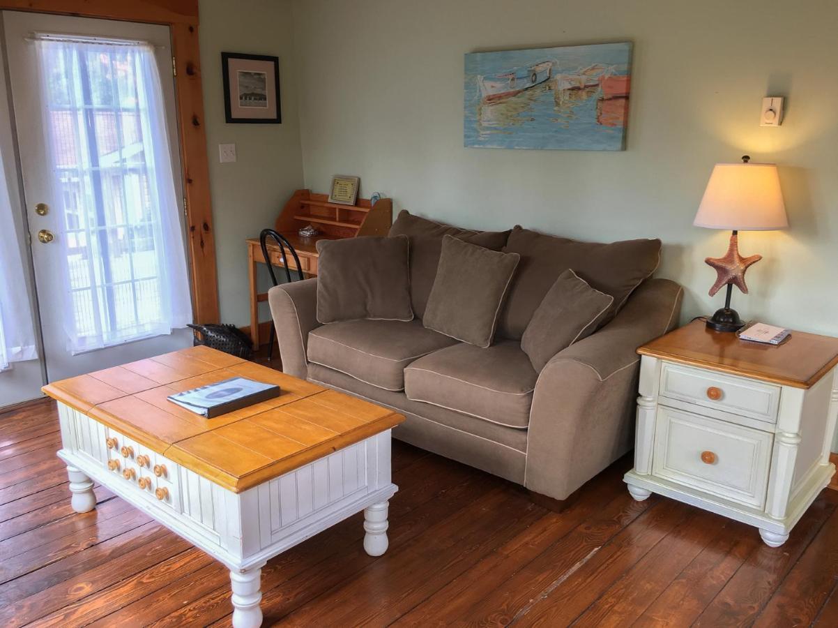 Larinda'S Landing Oceanfront Cottages Halifax Zewnętrze zdjęcie