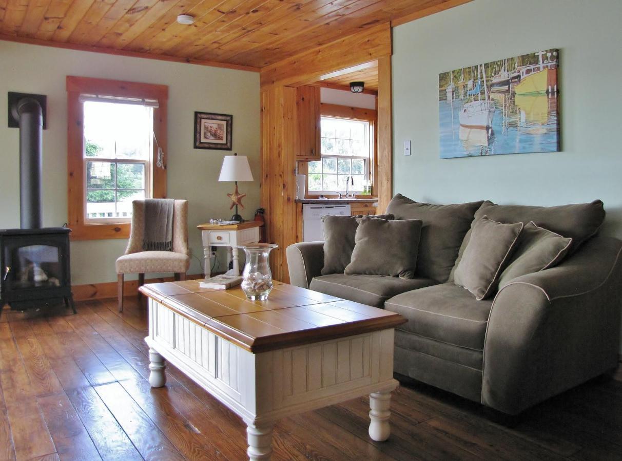 Larinda'S Landing Oceanfront Cottages Halifax Zewnętrze zdjęcie