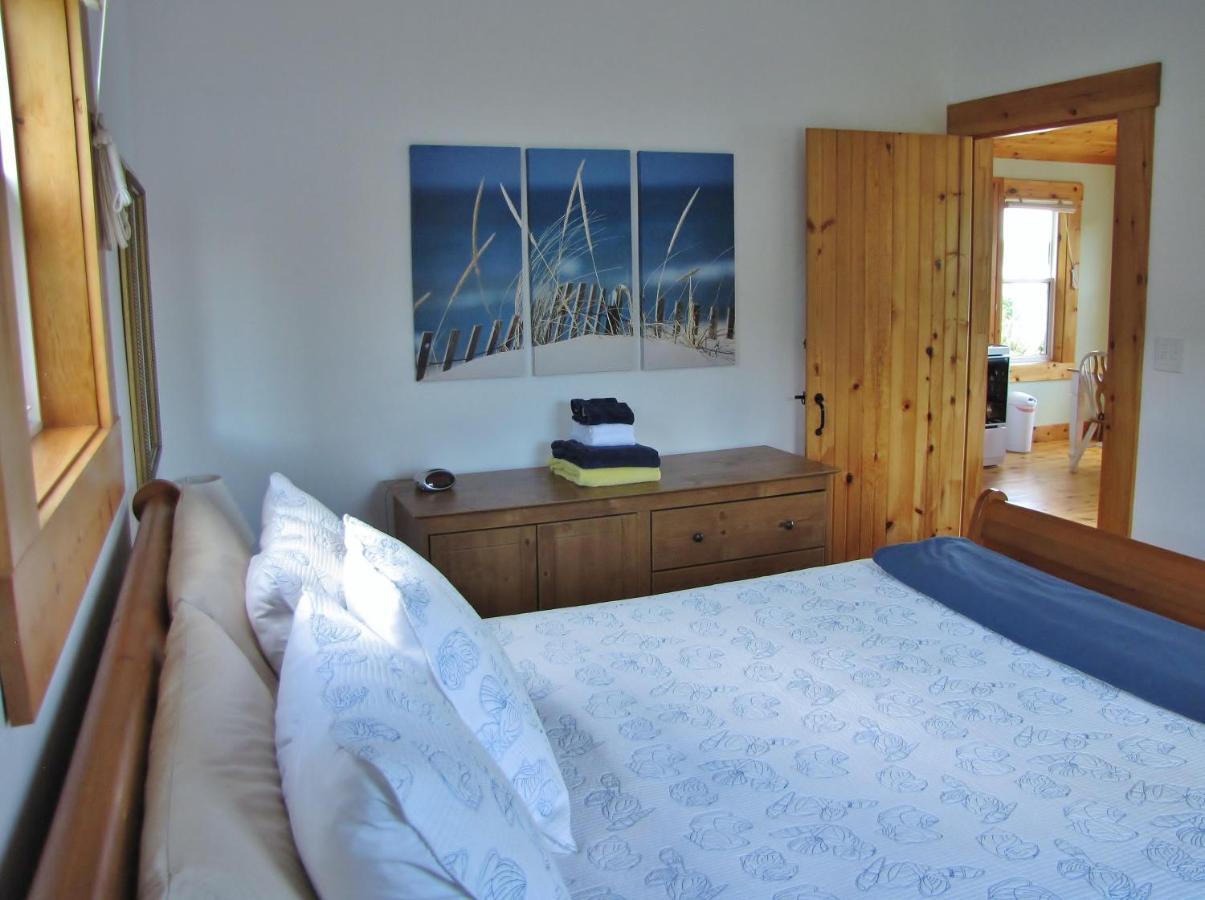Larinda'S Landing Oceanfront Cottages Halifax Zewnętrze zdjęcie
