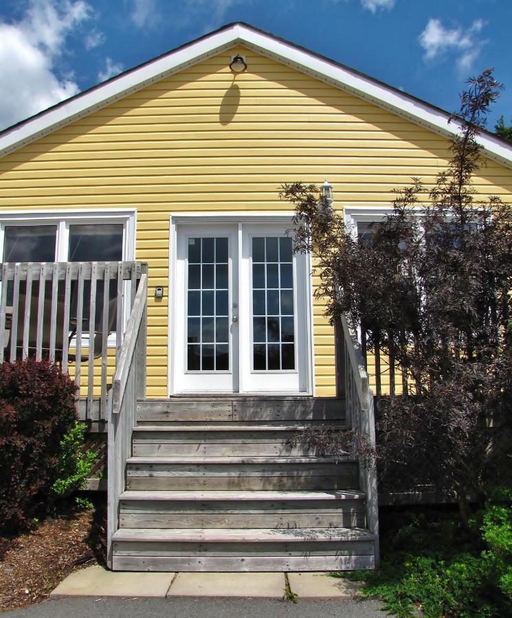Larinda'S Landing Oceanfront Cottages Halifax Zewnętrze zdjęcie